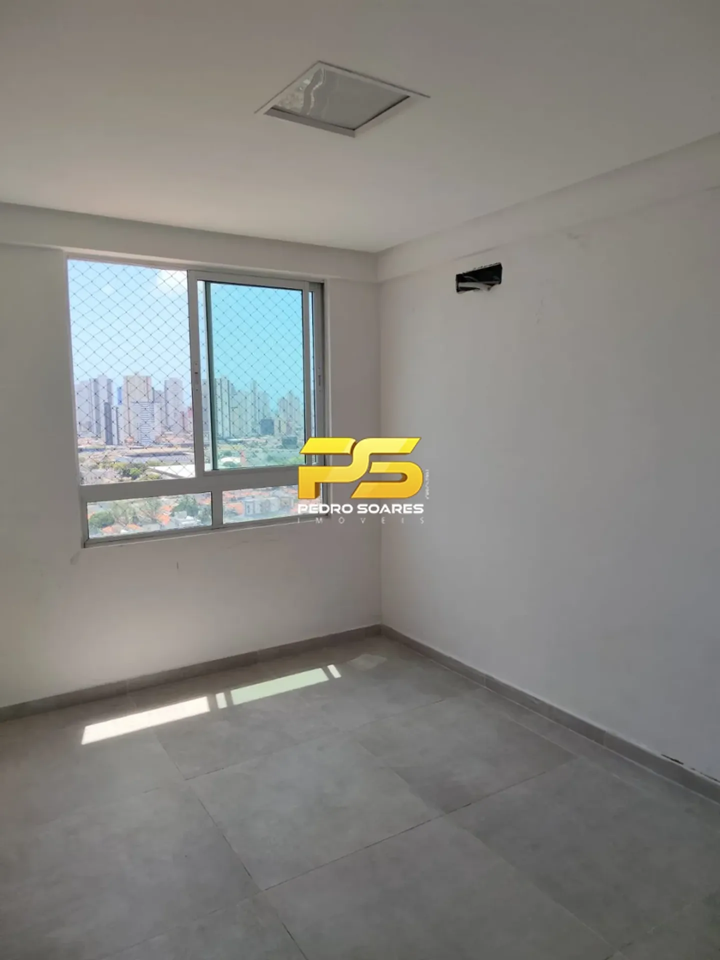 Квартира 186 м² с джакузи и застеклённым балконом — photo 20