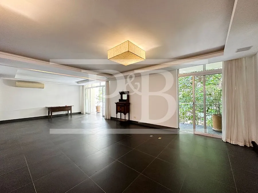 Penthouse with 4 bedrooms and 539 m² with floor-to-ceiling windows — photo 14