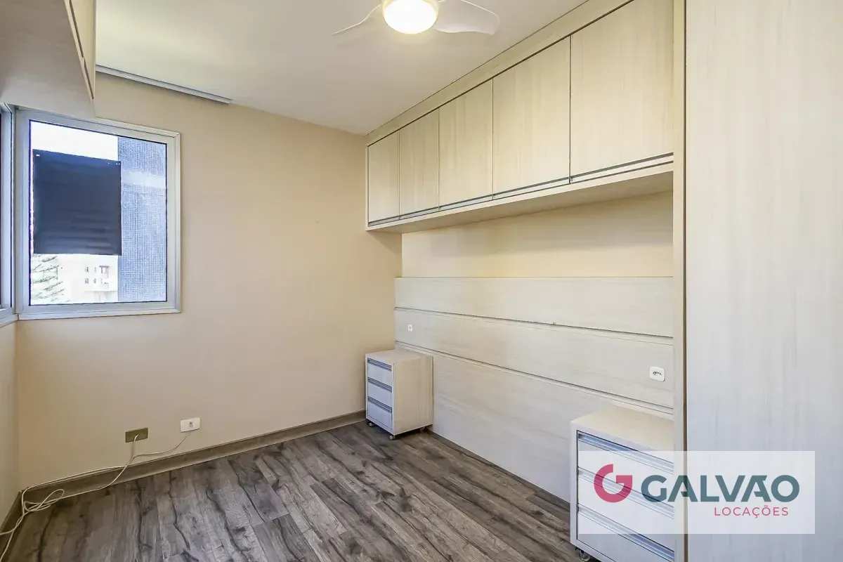 Apartamento amueblado de 2 dormitorios, 89 m² y 1 plaza — photo 3