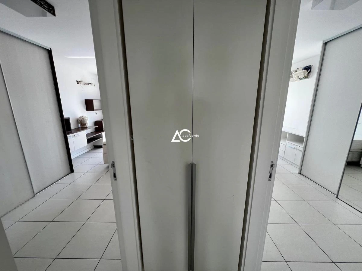 Casa de aluguel com 4 suítes e 270 m² — photo 32