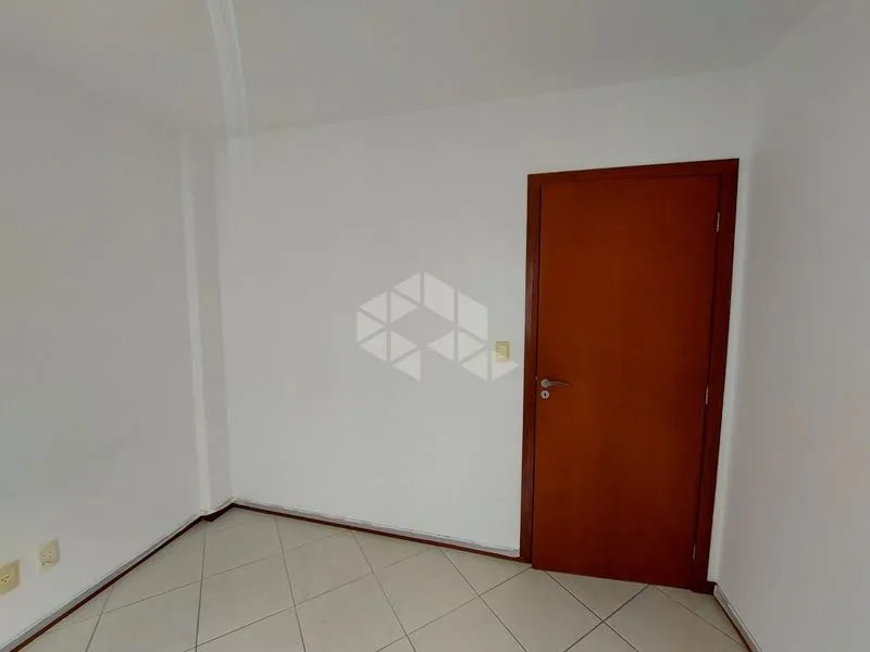 Apartamento 65 m² com 2 quartos e sacada — photo 14