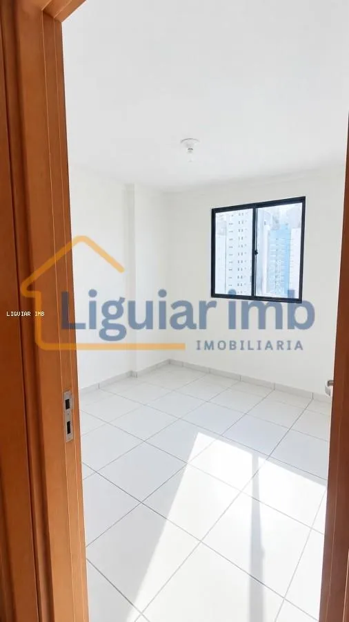 Glass-enclosed balcony in a 2-bedroom apartment, 58 m² — photo 10