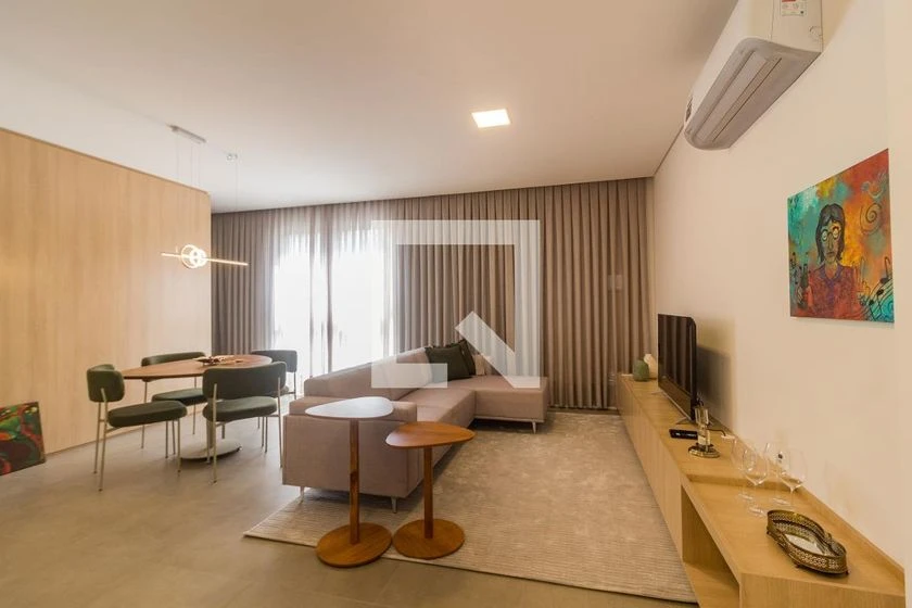 Furnished studio with 1 bedroom and open-plan kitchen