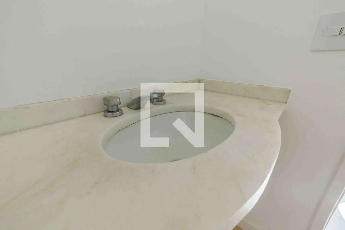 Washing machine in a 2-bedroom apartment, 100 m² — photo 34