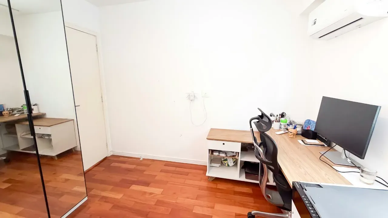 2-bedroom apartment with a home office in Rio de Janeiro — photo 15