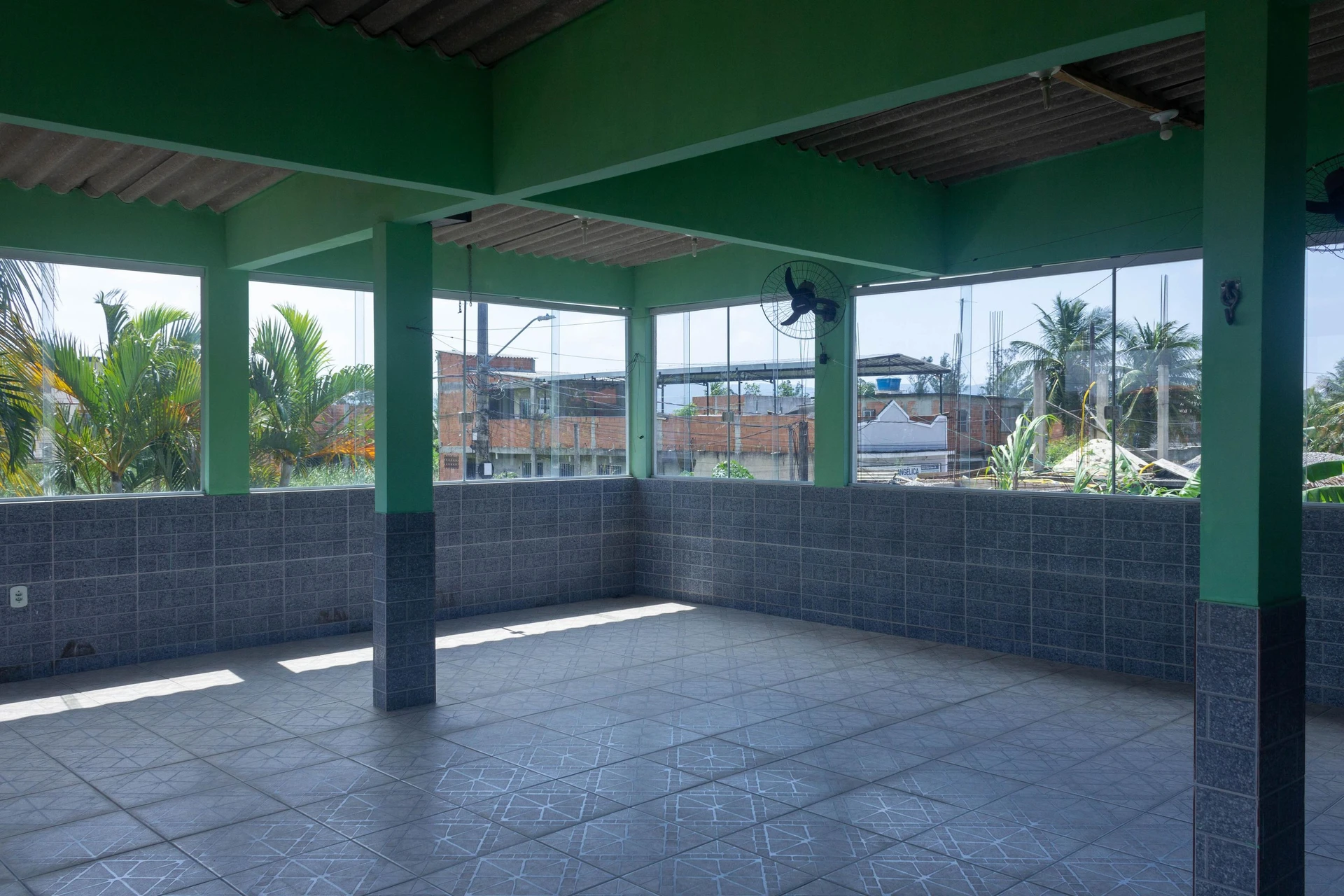 3-bedroom house, 1 with its own bathroom, 400 m² — photo 5