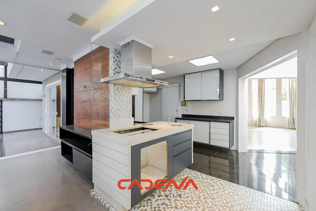 Будинок 390 м² з 4 спальнями-сюїтами та 4 місцями — photo 8