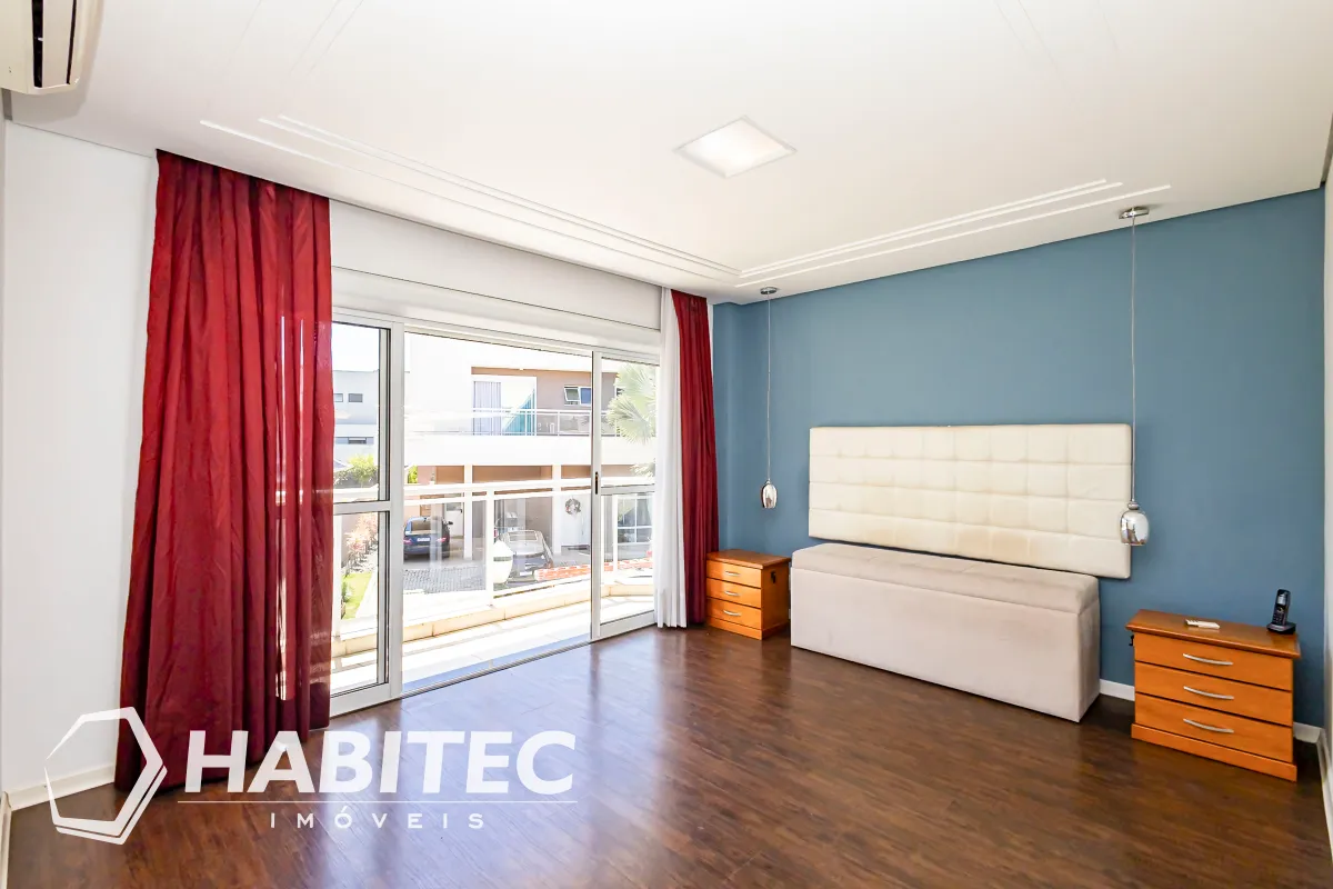 Residential house with 4 bedrooms and an integrated kitchen — photo 25