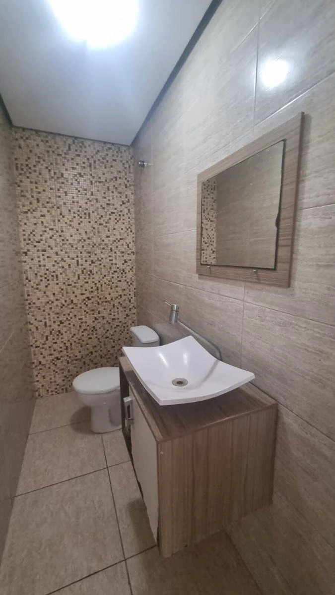360 m² house with 4 en-suite bedrooms and 3 parking — photo 8