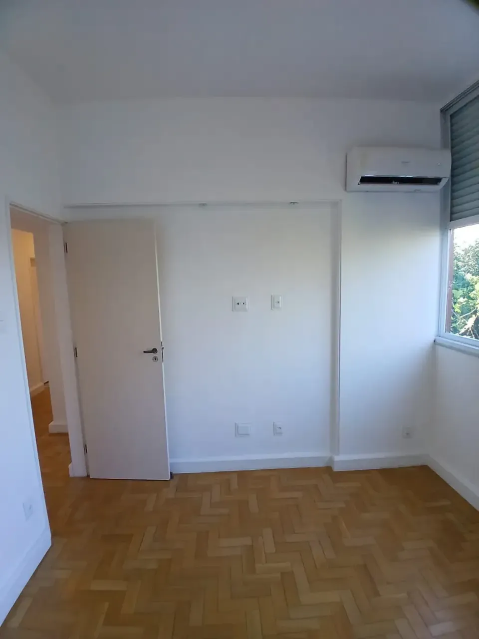 Квартира 70 м² с 2 спальнями и отдельной кухней — photo 6