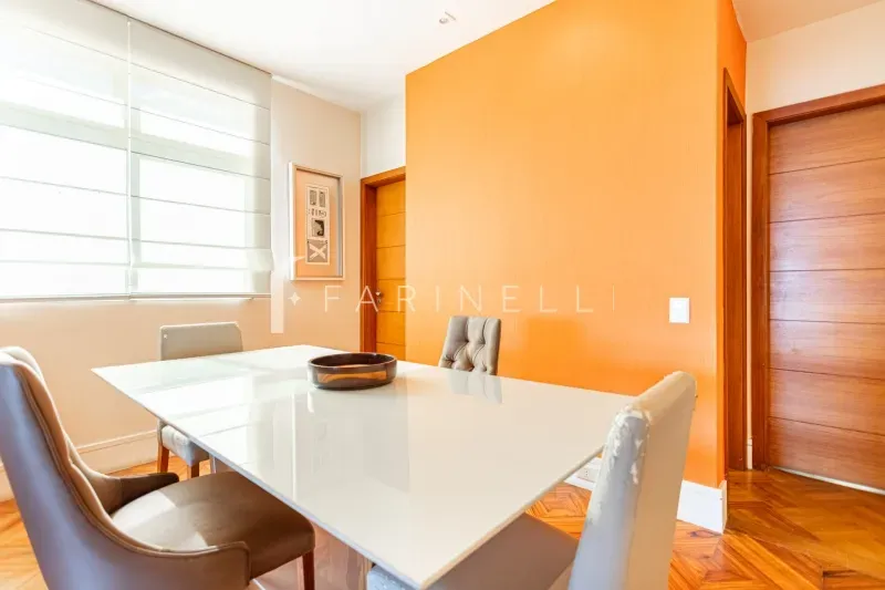 Apartamento de 4 quartos com janelas do chão ao teto — photo 12
