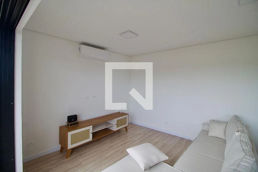 Furnished apartment, 150 m², with floor-to-ceiling windows — photo 36