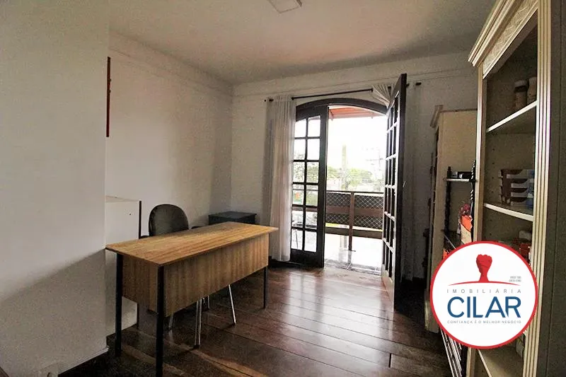 Unfurnished house with 4 bedrooms and 5 bathrooms — photo 29