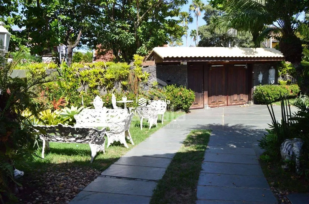 Casa com 4 quartos e 5 banheiros, bem cuidada — photo 11