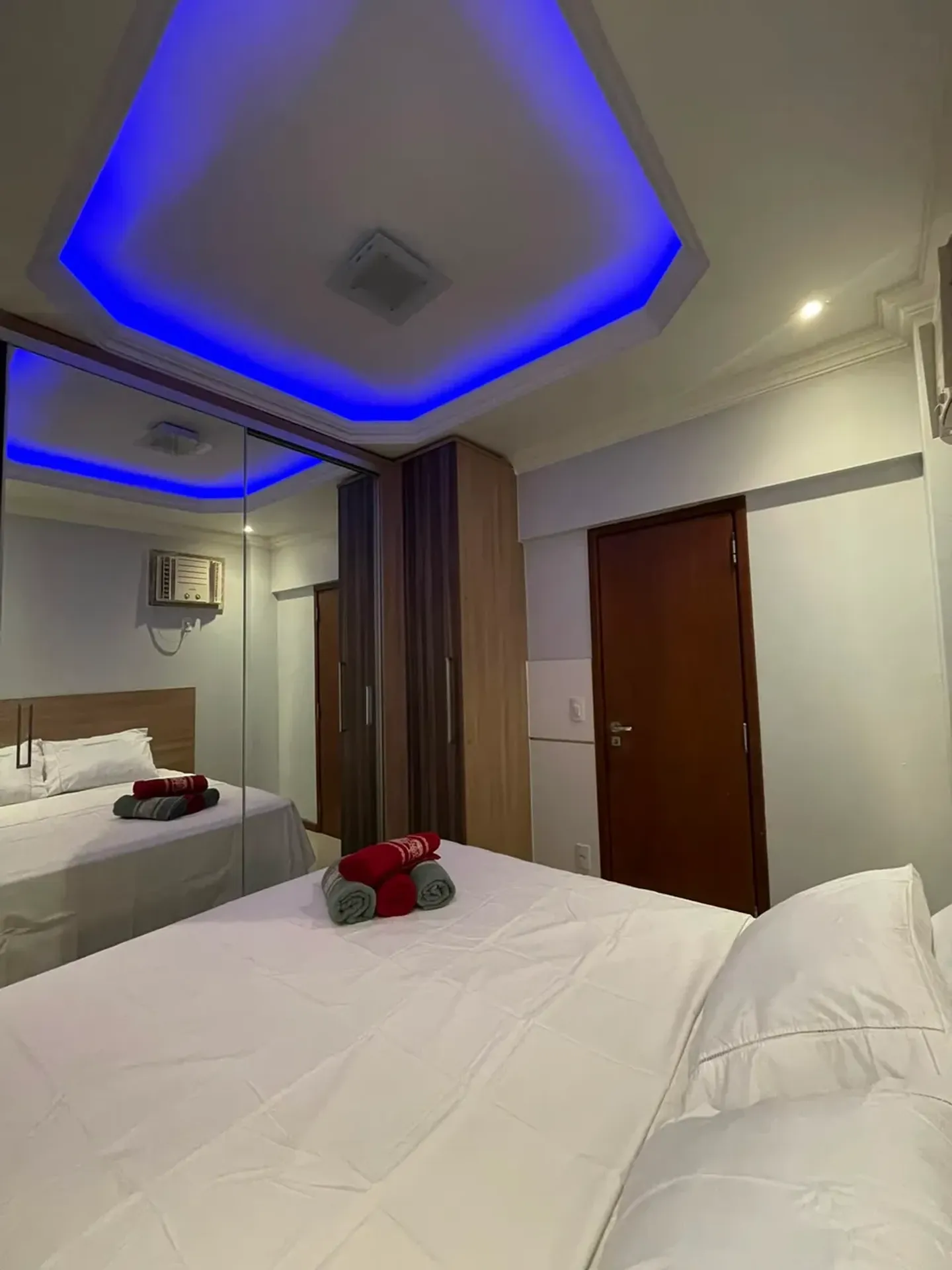 40 m² furnished apartment with 1 bedroom and glass shower — photo 5