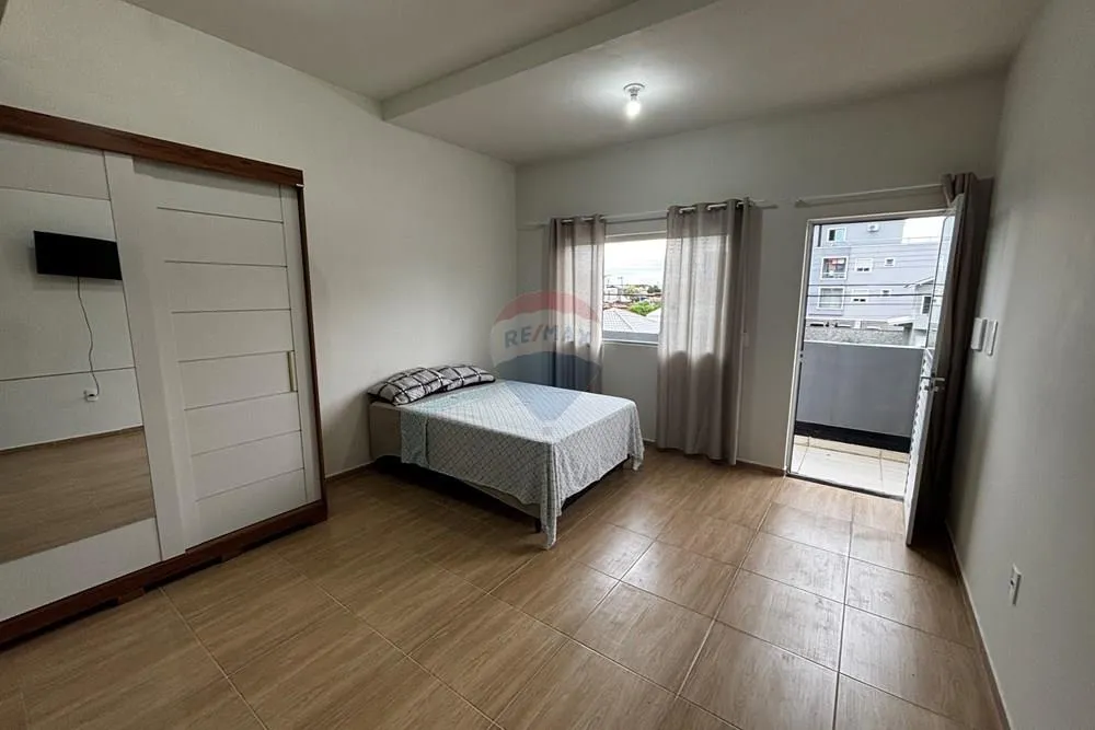 Меблированная квартира 45 м² с компактной кухней