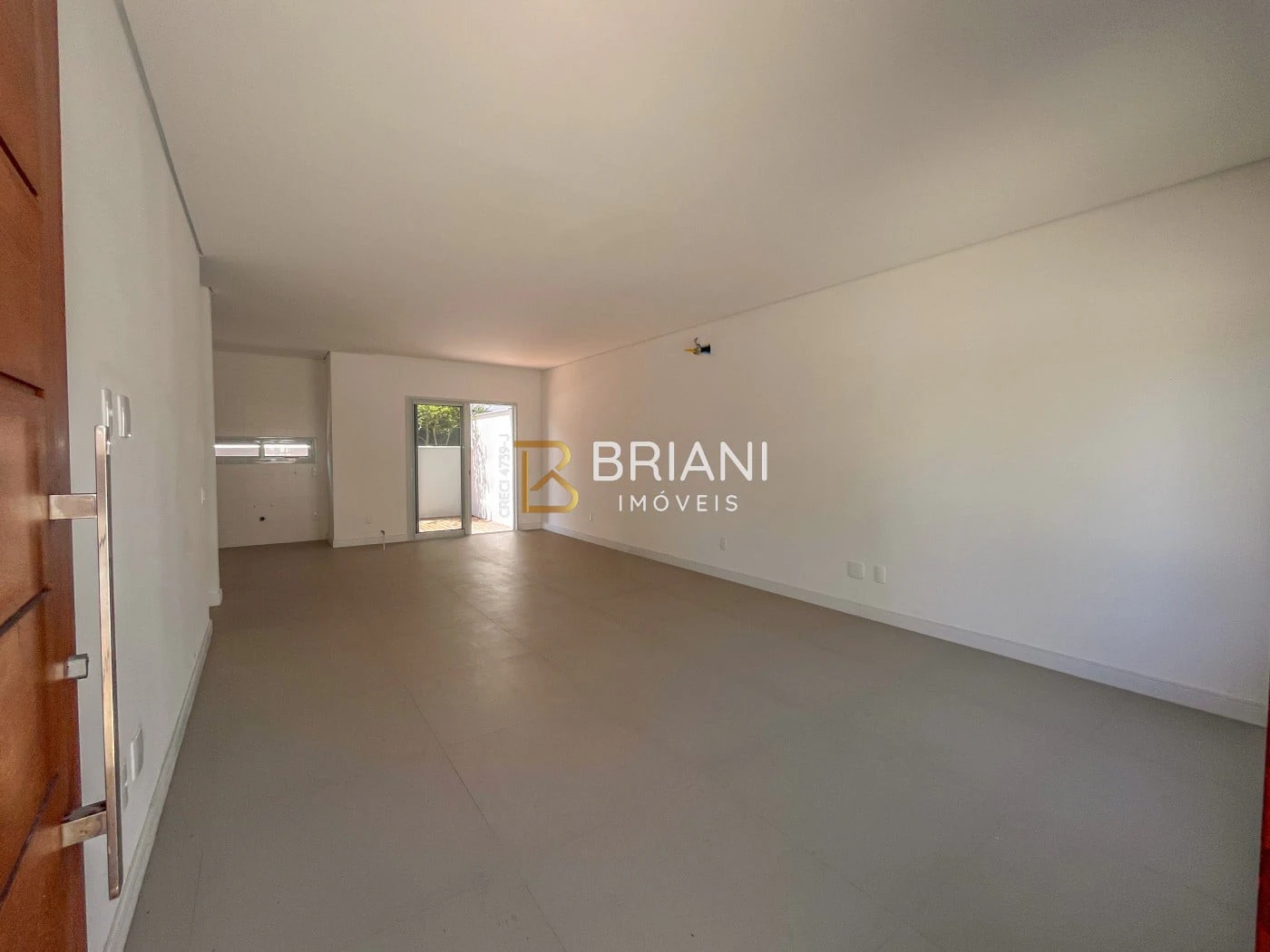 Дом с 4 спальнями с собственными ванными, 217 м² — photo 3