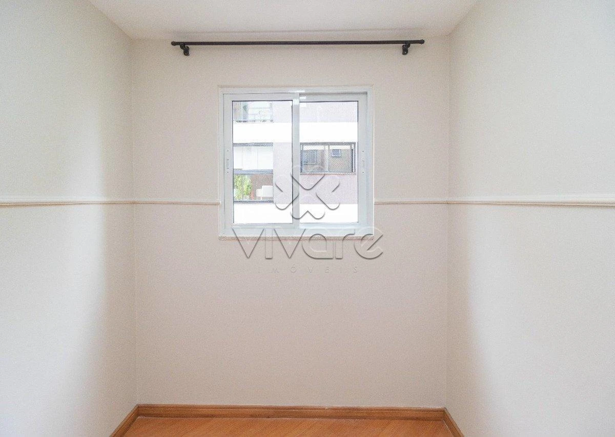 Apartment, 33 m², with a glass-enclosed balcony — photo 13