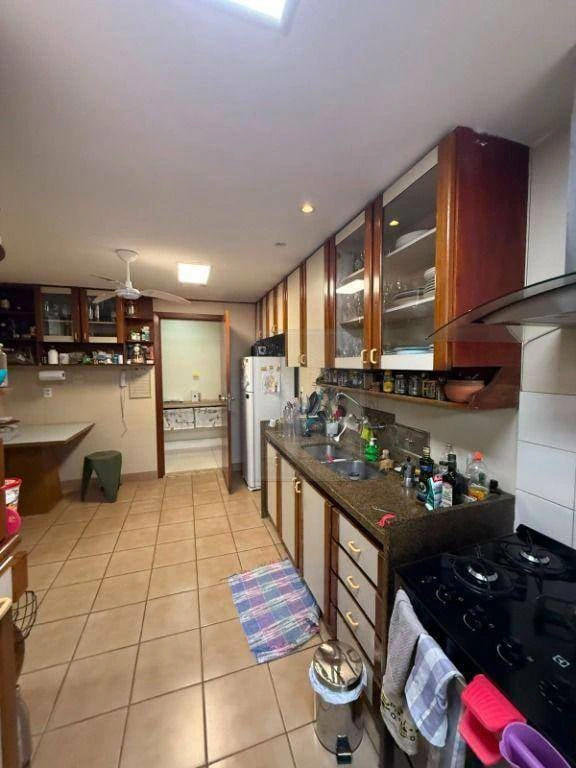 4-bedroom apartment with 171 m² and 2 parking spots — photo 3
