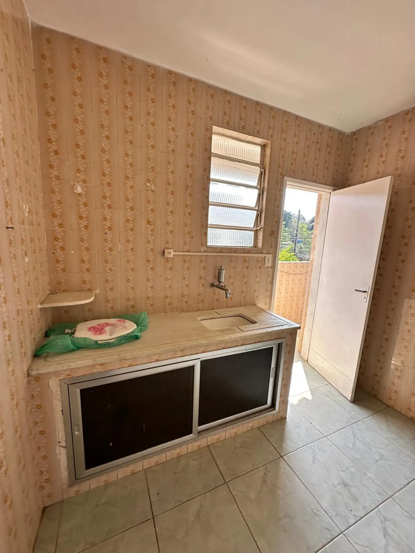 Apartamento sem mobília com jardim privativo