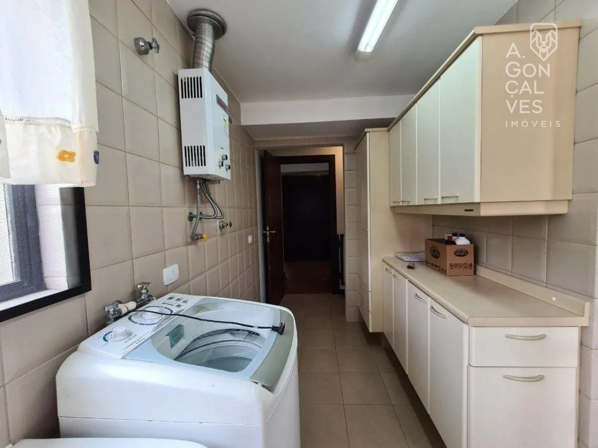 Furnished house with 3 bedrooms, 1000 m² and 4 parking spots — photo 17