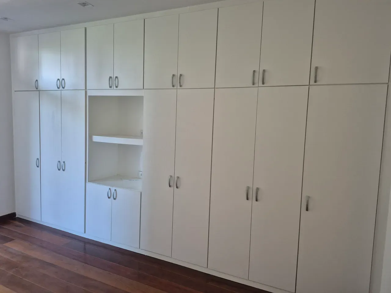 140 m² apartment with 3 bedrooms and an enclosed balcony — photo 5