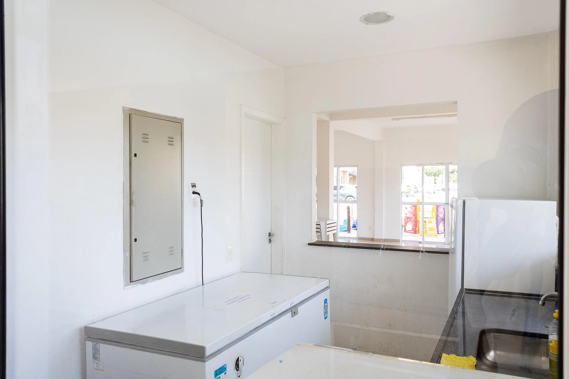 2-bedroom apartment in a building with a gym — photo 44