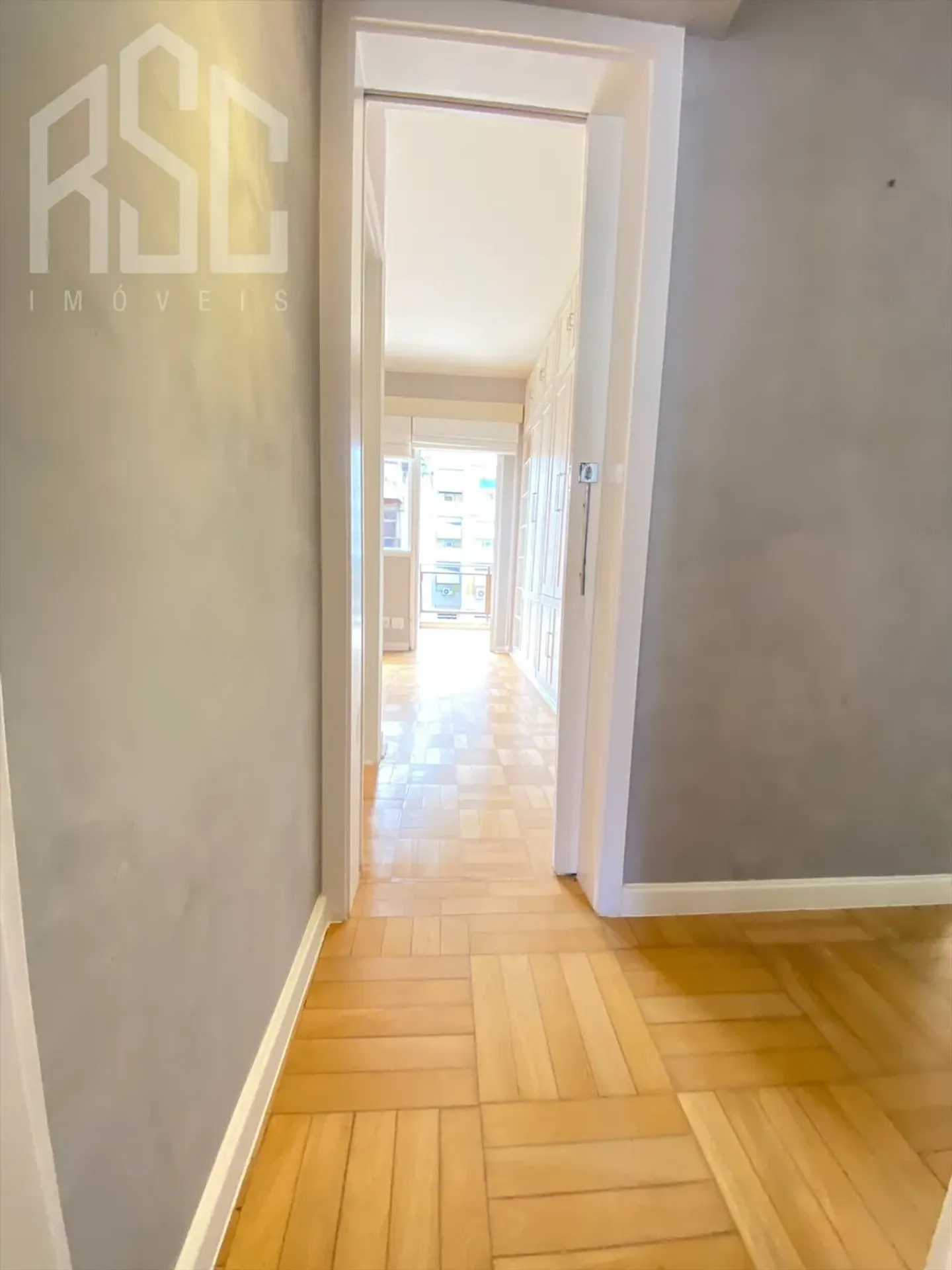 145 m² duplex penthouse with 2 bedrooms and 3 baths — photo 29