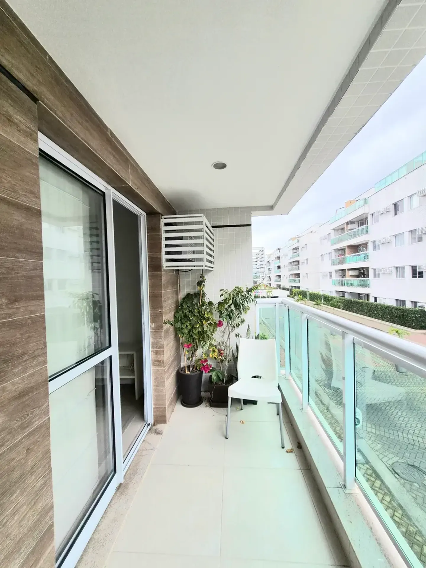 Furnished apartment, 61 m², with a home office — photo 18