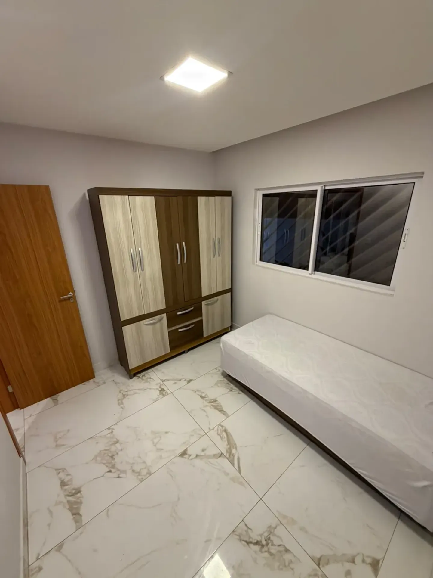 Casa de 115 m² com jardim e espaço de home office — photo 8