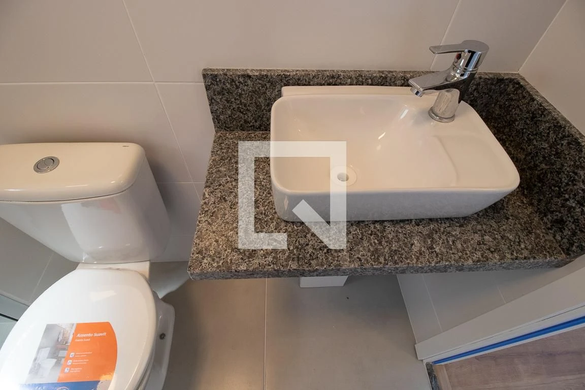 3-bedroom apartment with a park view in Curitiba — photo 42