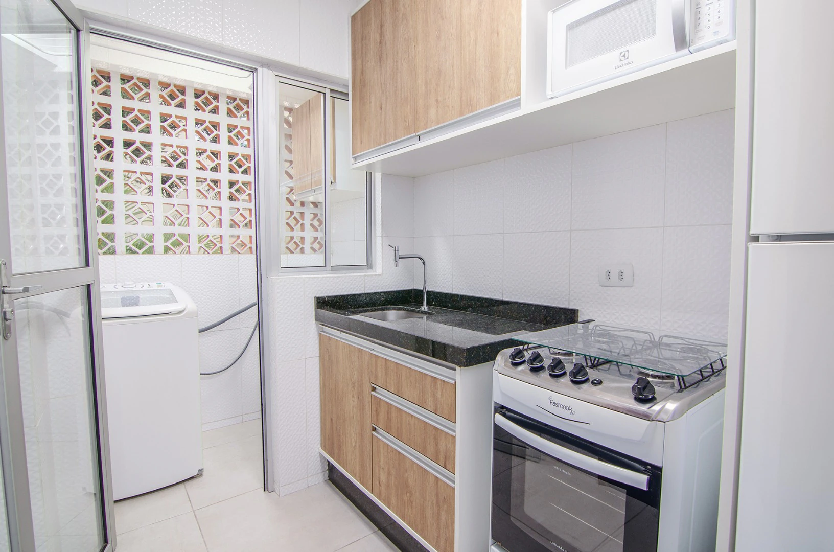 Furnished studio, 25 m², with a washing machine — photo 8