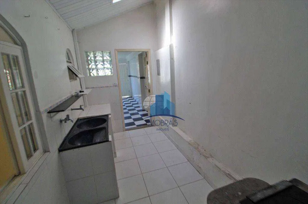 3-bedroom house, 2 with their own bathrooms, 297 m² — photo 8