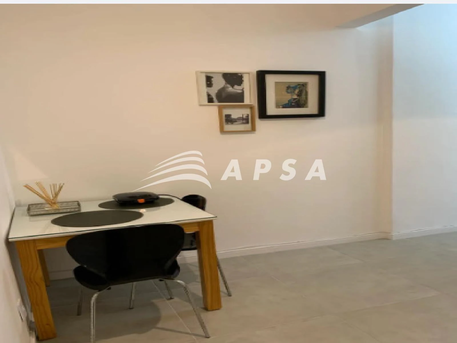 Home office in a one-bedroom apartment, 32 m² — photo 8