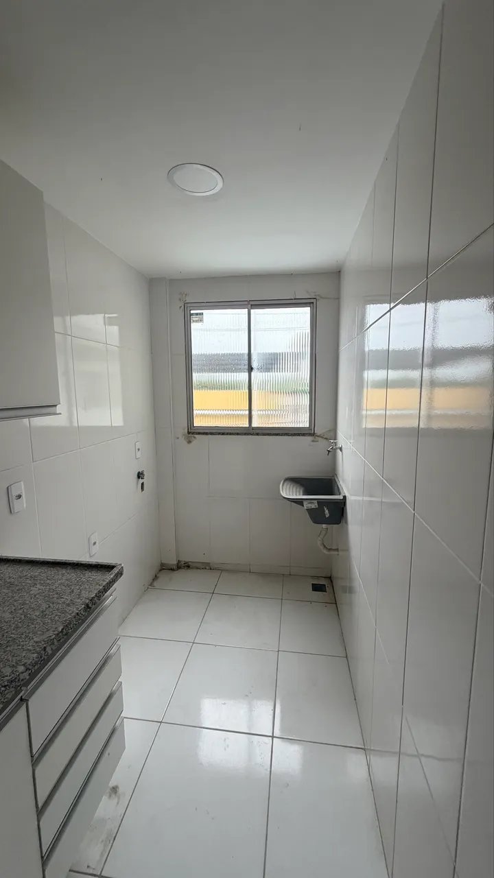 2-bedroom apartment with 1 bathroom, no parking — photo 3