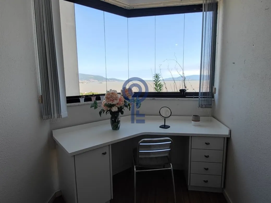 Furnished 98 m² apartment with 2 en-suite bedrooms — photo 7