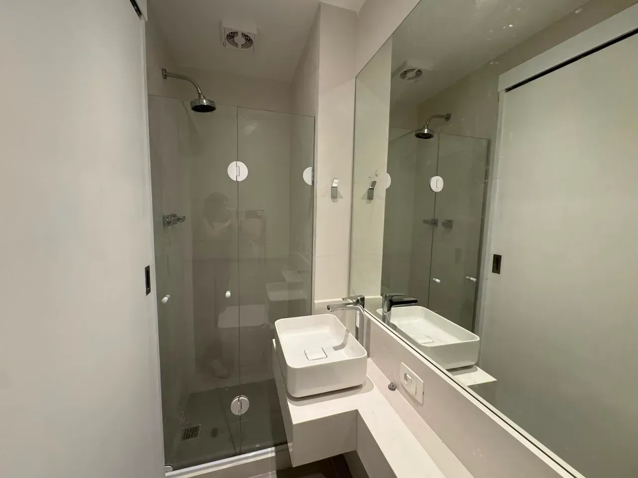 Furnished 82 m² apartment with 2 bedrooms and 2 bathrooms — photo 14