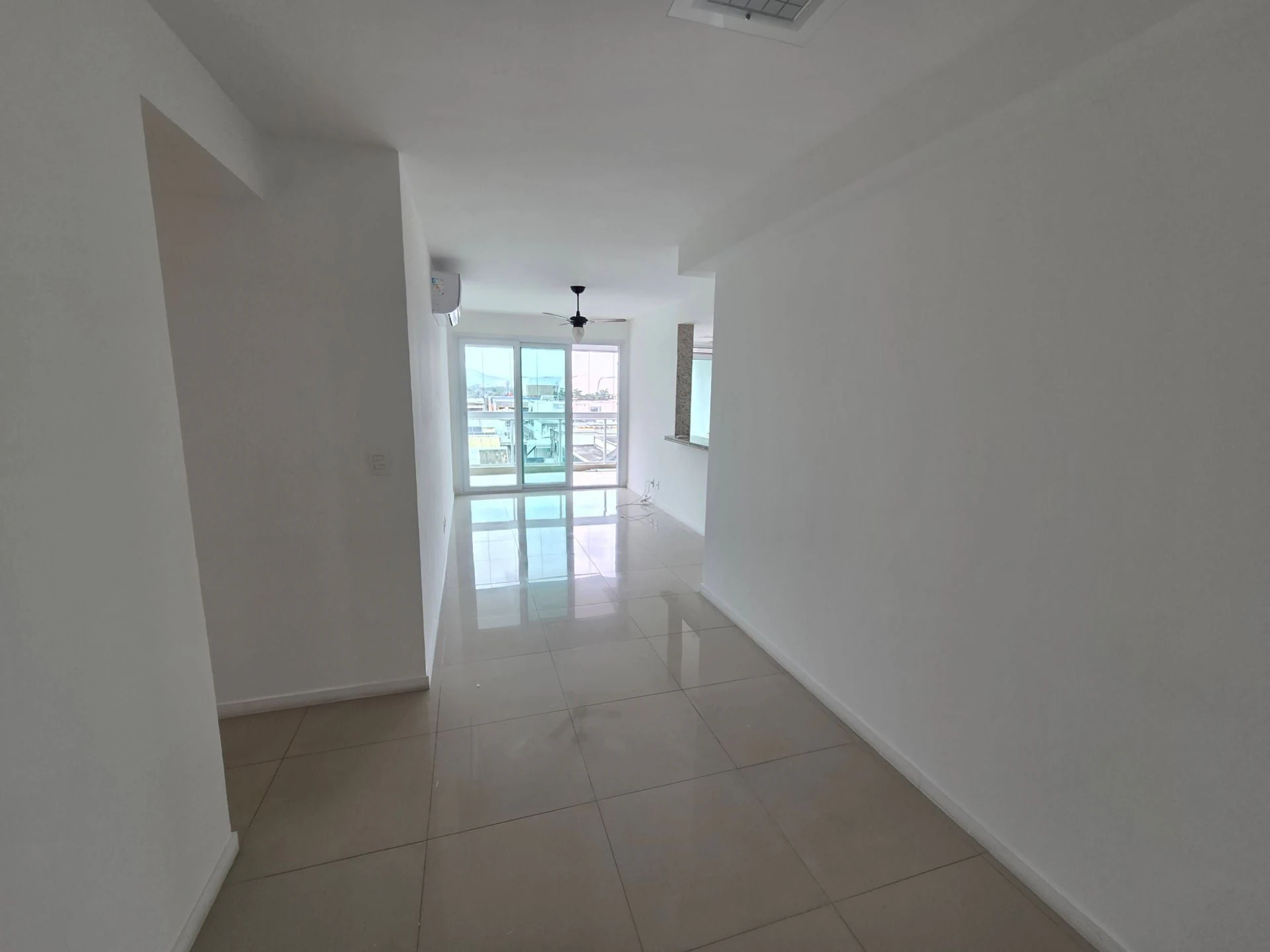2-bedroom apartment with a mountain view in Rio de Janeiro — photo 16