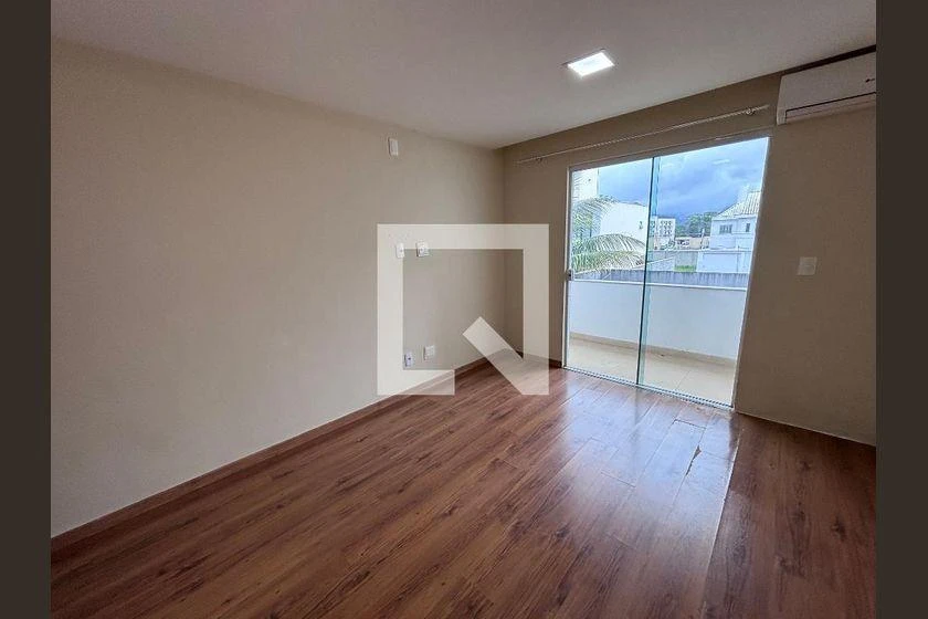 House with 4 en-suite bedrooms, 329 m² and 3 parking — photo 37