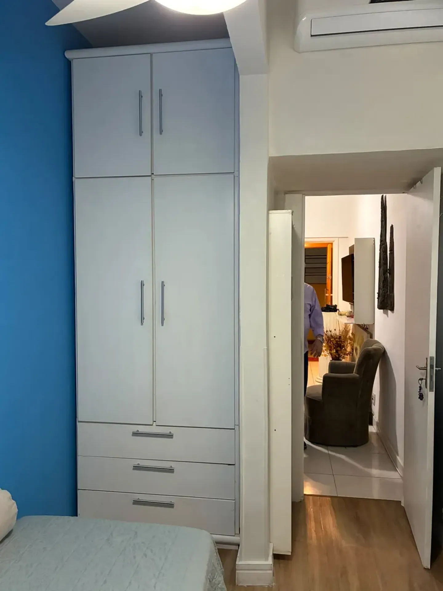 Furnished apartment with 2 bedrooms and a closed kitchen — photo 12