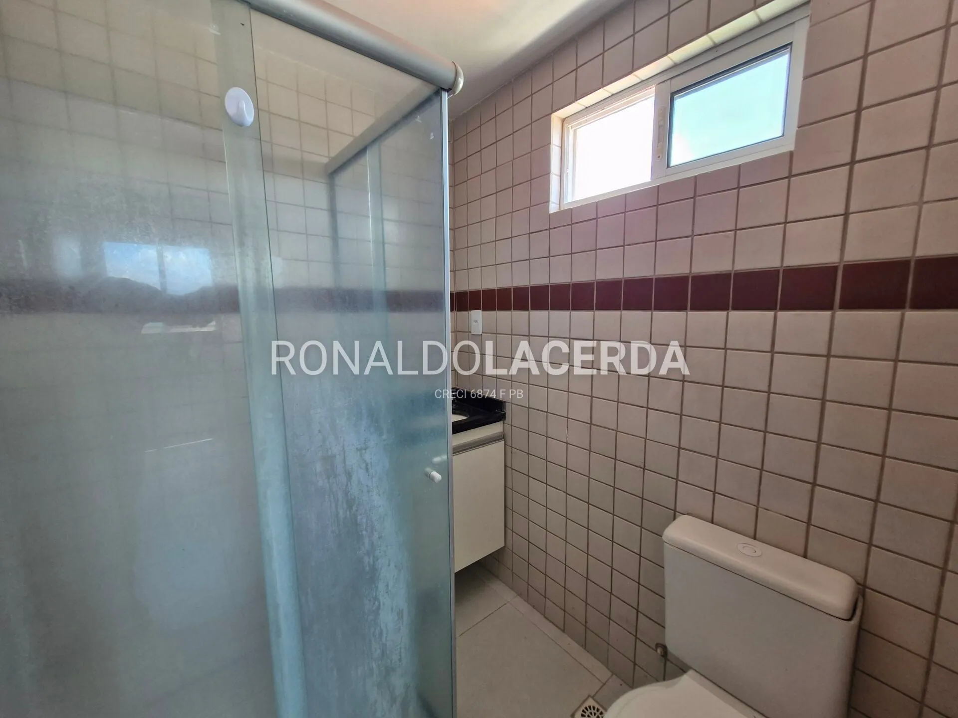 61 m² apartment with 2 bedrooms and a suite — photo 8
