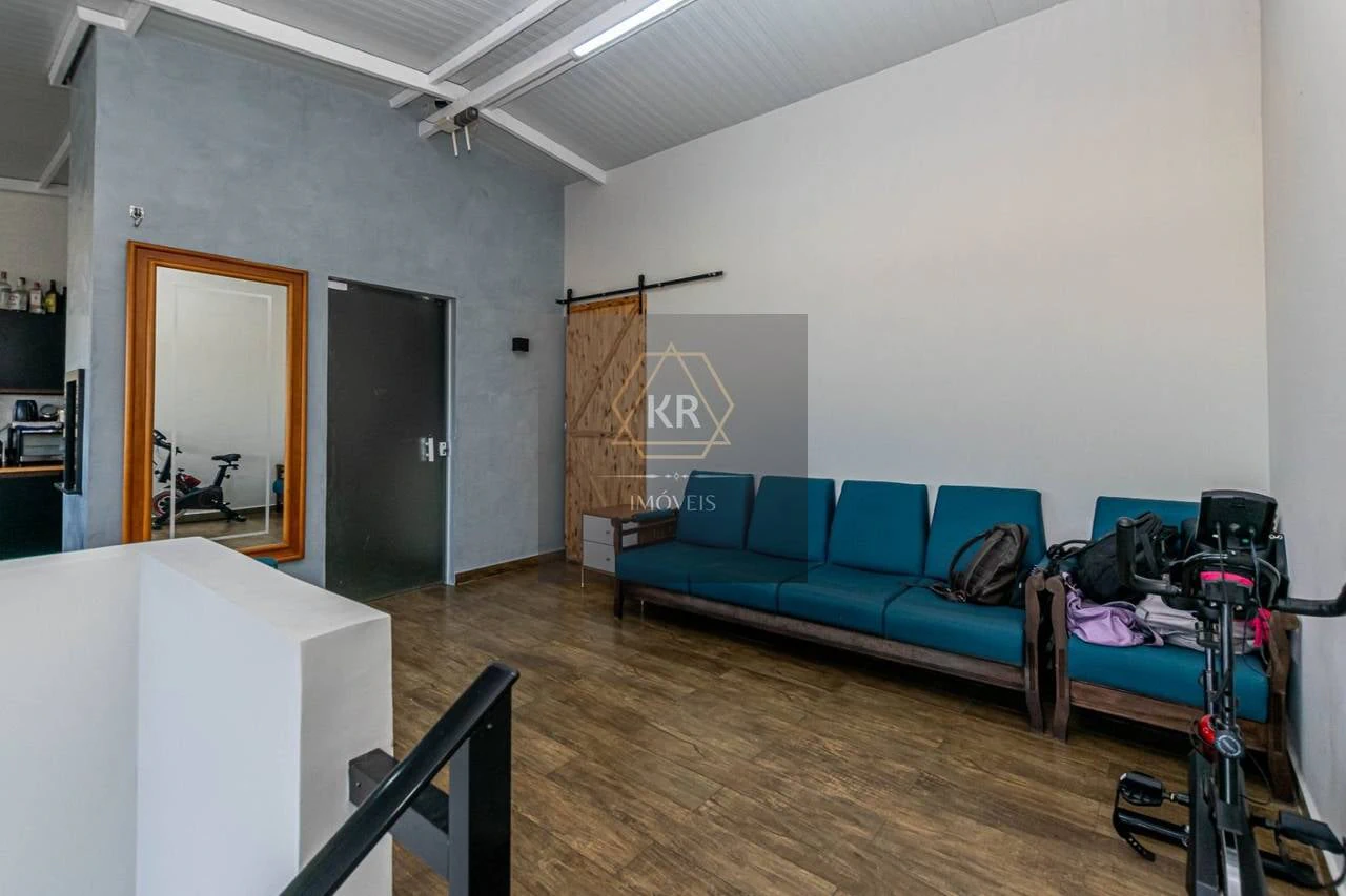3-bedroom house with floor-to-ceiling windows — photo 21