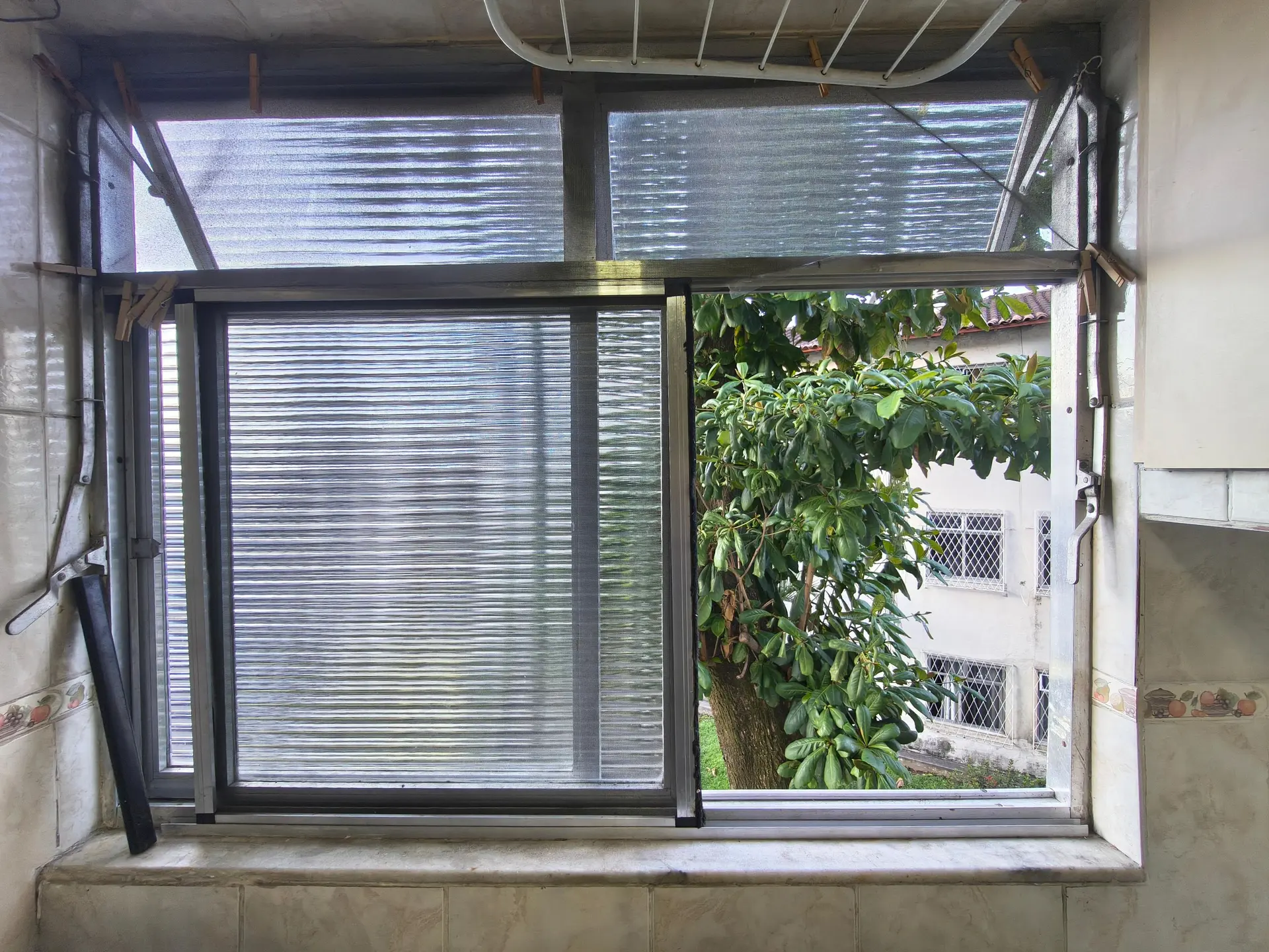 Unfurnished apartment with 2 bedrooms and 1 parking space — photo 19