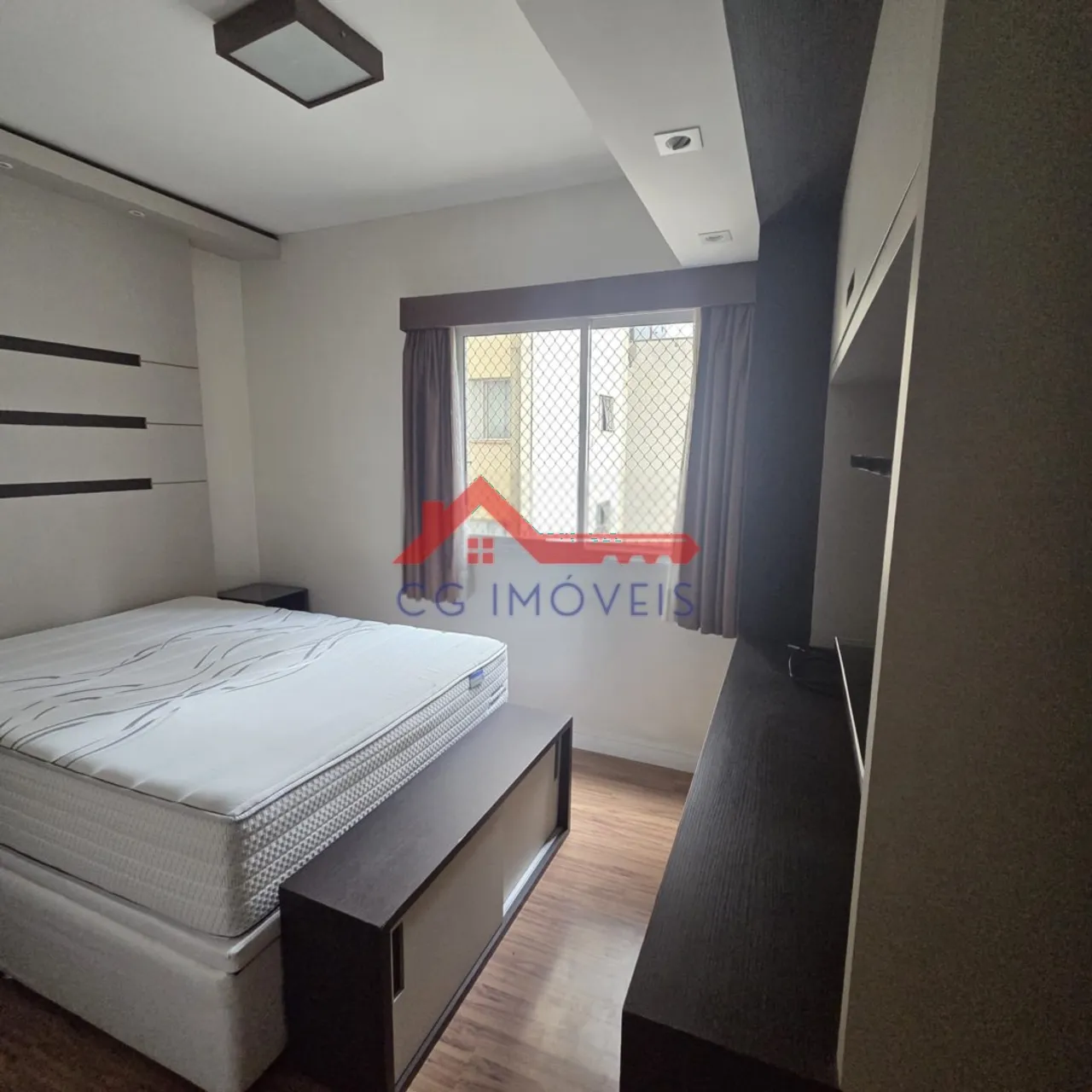 Apartamento mobiliado com 1 dormitório e 1 vaga — photo 2
