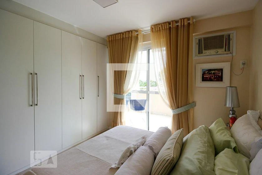 House for rent with 4 en-suite bedrooms and 450 m² — photo 14
