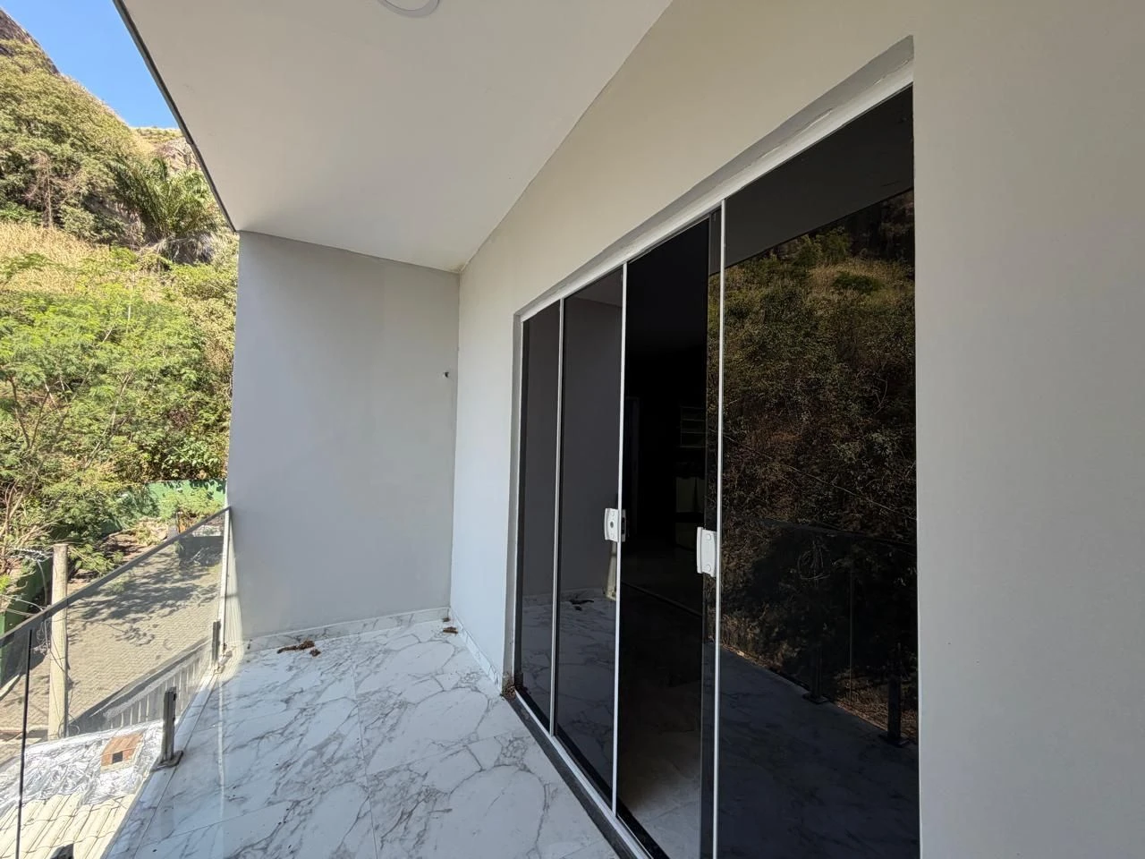 Casa em condomínio com 5 quartos e cozinha integrada — photo 8