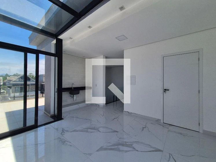 5-bedroom house with floor-to-ceiling windows — photo 17