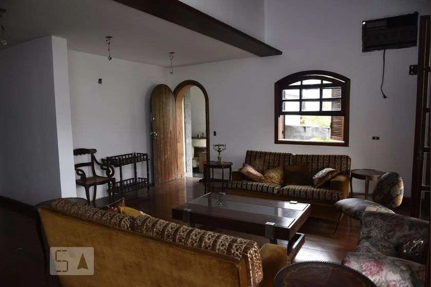 Casa de 4 dormitorios con jardín privado — photo 18