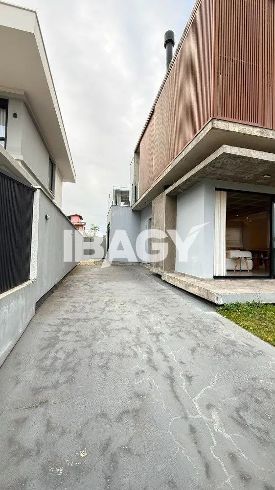 Casa en condominio con 4 dormitorios y cocina abierta — photo 25