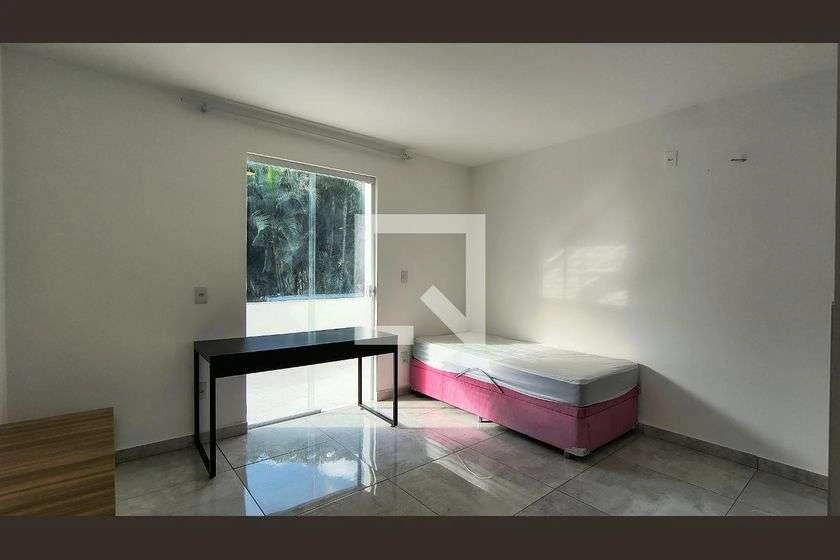 Casa em condomínio com 3 quartos e jardim privativo — photo 4